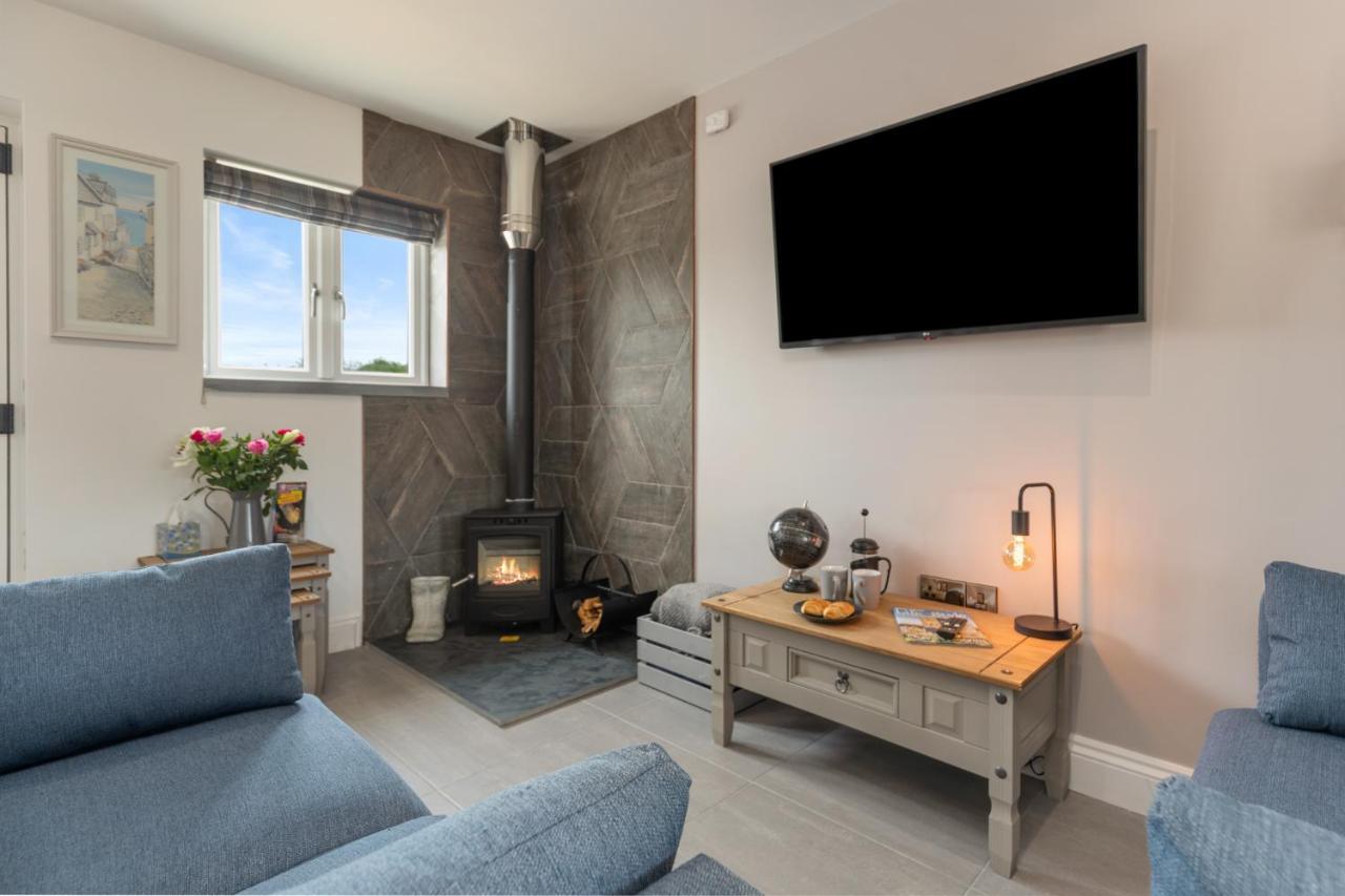 Sycamore Cottage Tenby Bagian luar foto